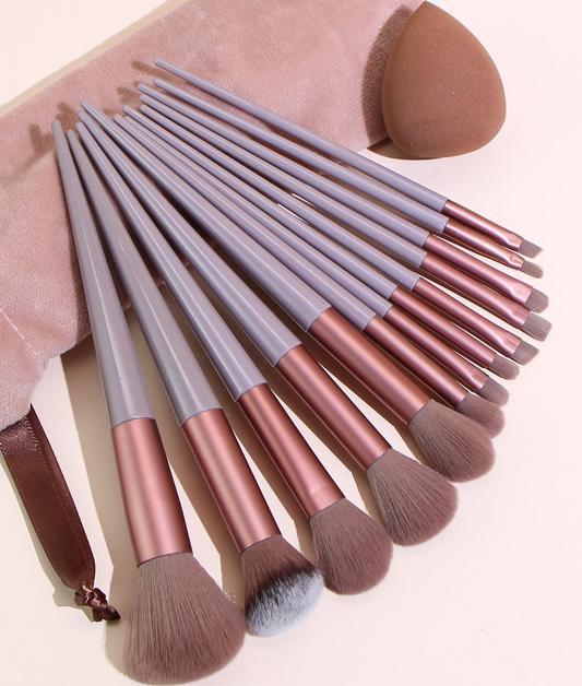 Fix+ 13 piece brush set with beauty blender